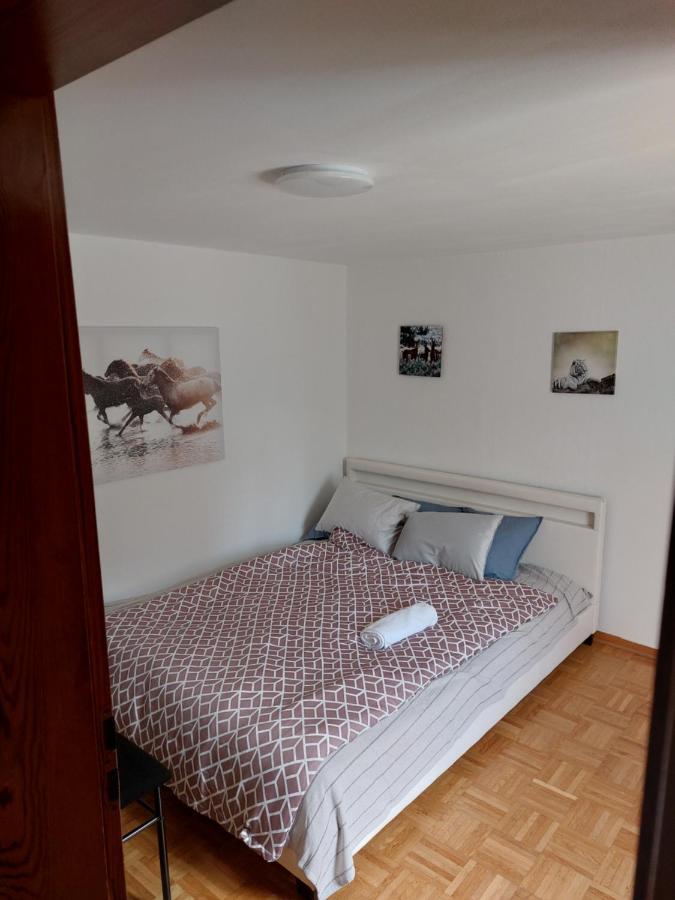 Bistro St.Georges Apartamento Kornwestheim Exterior foto